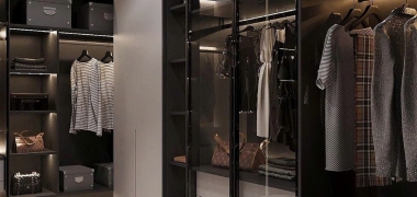 KHÔNG GIAN TỦ QUẦN ÁO ĐẸP “NGỘP THỞ” – KHI TONE LUXURY LÊN NGÔI TRONG THIẾT KẾ HIỆN ĐẠI