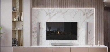 BIẾN BỨC TƯỜNG NHÀM CHÁN THÀNH TÁC PHẨM NGHỆ THUẬT VỚI VÁCH TIVI