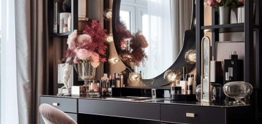 BIẾN GÓC LÀM ĐẸP THÀNH “NƠI ĐẮT GIÁ”: CÔNG THỨC TẠO NÊN BÀN TRANG ĐIỂM HOÀN HẢO